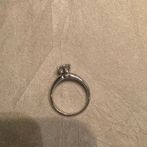 10k white gold engagement ring